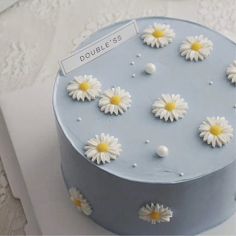 13 Hole 3D Daisy Silicone Molds DIY Fondant Craft for Cake Candy