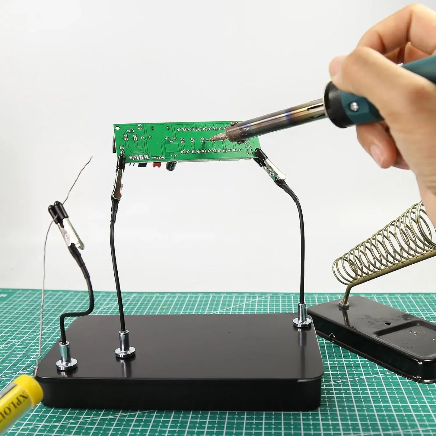 Model Painting Stand Base Holder 12PCS Alligator Clip Sticks Magnetic